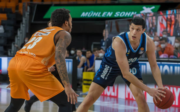 仁对阵圣保 仁对阵圣保