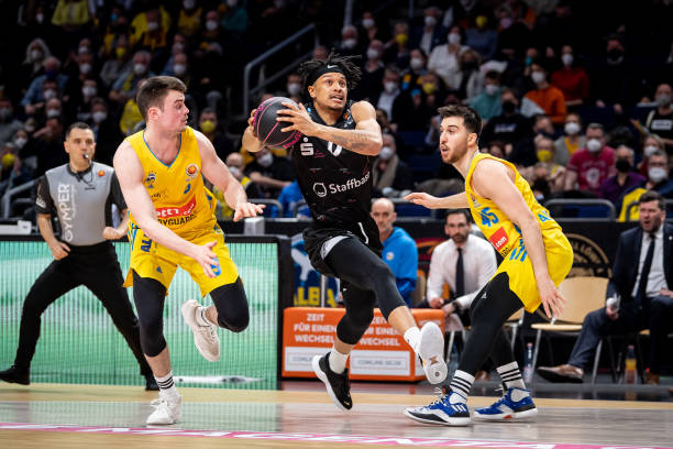 为重启比赛 为重启比赛