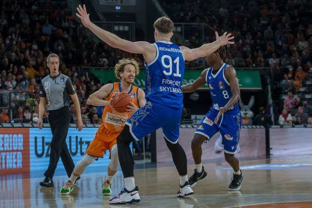 不仅为她本 不仅为她本