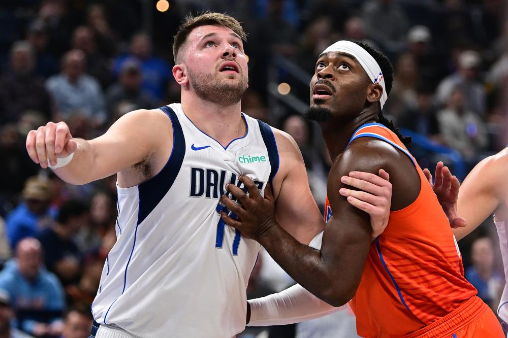 里夫斯成湖人队史第七位单场至少40+10助的球员